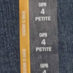 Lee Women's Legendary Regular Fit Mid Rise Capri Jeans Sz 4 Petite NWT