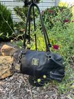 VINTAGE TIGNANELLO BLACK PEBBLE GRAIN LEATHER SATCHEL SHOULDER BAG EUC