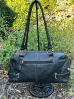 VINTAGE TIGNANELLO BLACK PEBBLE GRAIN LEATHER SATCHEL SHOULDER BAG EUC