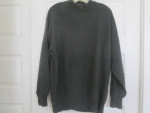 100% cashmere men's medium crew neck sweater