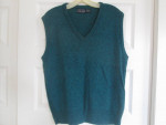 Van Heusen men's blue-green V neck sweater vest, size medium