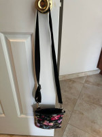 LeSportsac 3-zip cross body bag floral and adjustable