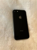 Apple iPhone 7 — Unlocked/Black Color