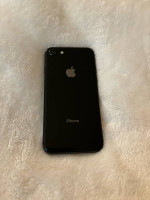Apple iPhone 7 — Unlocked/Black Color