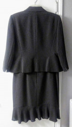 Stunning 3-Piece Women’s Suit