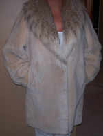 Sheared Beaver Fur With Lynx Collar Cream Beautiful Like New!