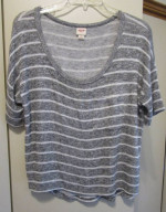 7 Women's Small Short Sleeved Tops