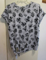 7 Women's Small Short Sleeved Tops
