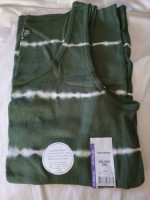 6 New Women's tank tops (3x) fit like 2x) buy 1 or all