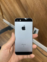 Factory unlocked Iphone SE 1st gen 16GB