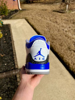 Air Jordan 3 Retro Racer Blue / Size US 10M