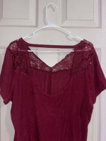 XL Women’s Lace shirt
