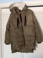 Best women's down hooded winter jacket, Small