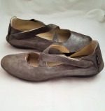 LIKE NEW Mephisto Silver Metallic Ballet Flats – SZ 40 (10)