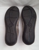 LIKE NEW Mephisto Silver Metallic Ballet Flats – SZ 40 (10)