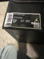 Air Jordan 1 Mid