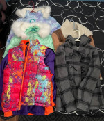 Lots of girls size small-medium clothes