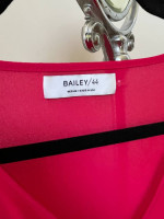 Bailey 44 Lipstick Majenta top