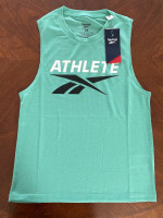 Reebok Tee tshirt, vect, tan top