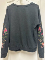Kut from the Kloth Charcoal Gray Rose Embroidered Long Sleeve Top Women’s Smal