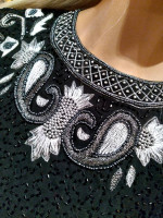 Gorgeous Draper's & Damon's Beaded Top Blouse.  Size S
