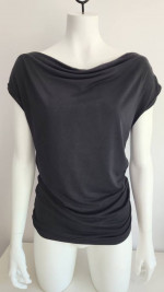 Jacob size XS black top