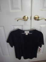 Women's Gemilli Black Dressy Short Sleeve Top Size L