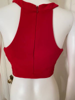 RED SHORT CROP TOP Size 3/4
