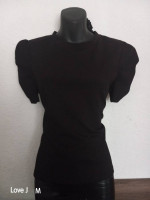 Puff sleeve black top