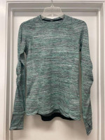 LULULEMON GREEN BLACK SPACE DYE LONG SLEEVE TOP Sz 6