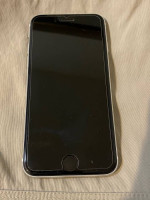 iPhone SE, 64GB, 2020, unlocked