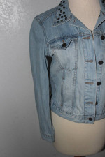ROCK & REPUBLIC "Hitchhiker" Small Studded Denim Jacket