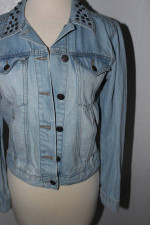 ROCK & REPUBLIC "Hitchhiker" Small Studded Denim Jacket