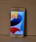 Apple iPhone 7 / 32GB / Rose Gold / Unlocked / New battery