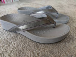 Vionic High Tide Women's Size 9 Gray Platform Flip Flops Thongs Sandal