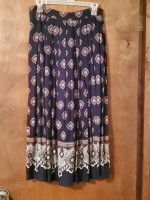 SKIRTS AND BLOUSES/TOPS
