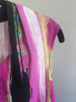 Tahari Abstract Print Blouse ~ Sz M