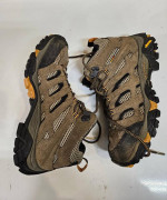 Size 8 (41.5) Merrell Moab Ventilator Mid Men's Hiking Boots