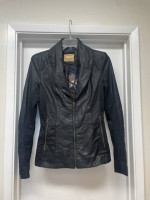 ALPINESTARS by DENISE FOCIL WOMENS BLACK LEATHER JACKET Sz Small