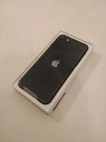 Apple iPhone SE 3rd Gen (Latest) 64 GB UNLOCKED Midnight Black - NEW