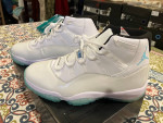 Air Jordan 11 Legend