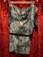 Secret Treasure Sleepwear   XL