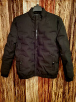 Down Jacket Youth L or Mens S - BRAND NEW