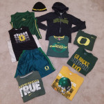 11 University of Oregon Ducks ~ huge boys clothing lot~shirts hoodie +