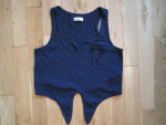 6 Piece Women's Medium Clothing