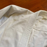 Brand new martial arts uniform (unisex 5'6 - 5'9)
