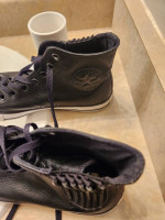 Women's converse size 10 black high tops