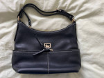Dooney & Bourke Women's Handbag / Purse - Black