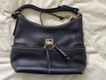 Dooney & Bourke Women's Handbag / Purse - Black