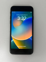 Apple iPhone SE 3rd Gen 64GB (No Fingerprint Sensor) Midnight Unlock